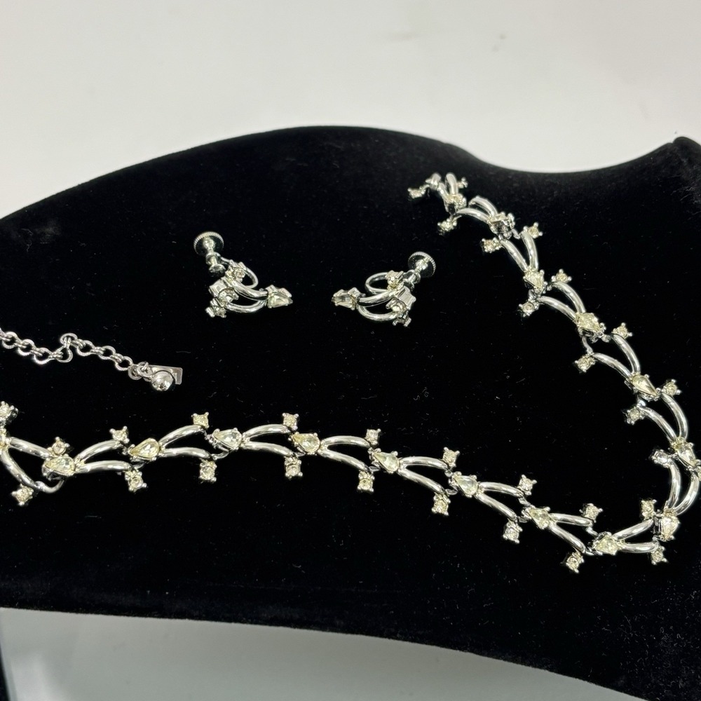 Vintage Duane Necklace & Earrings Jewelry Set - Picture 2 of 4